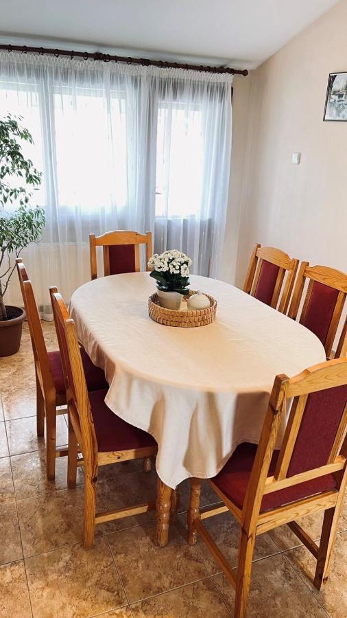 Къща За Гости Загорски Hotel Kalofer Ngoại thất bức ảnh