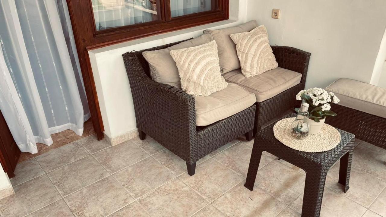 Къща За Гости Загорски Hotel Kalofer Ngoại thất bức ảnh